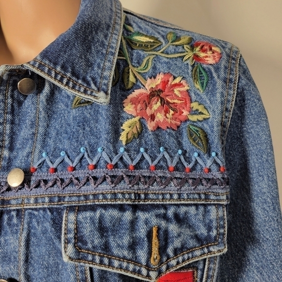 Together Vintage Jean Jacket with Embroidery Size Small - Picture 3 of 13